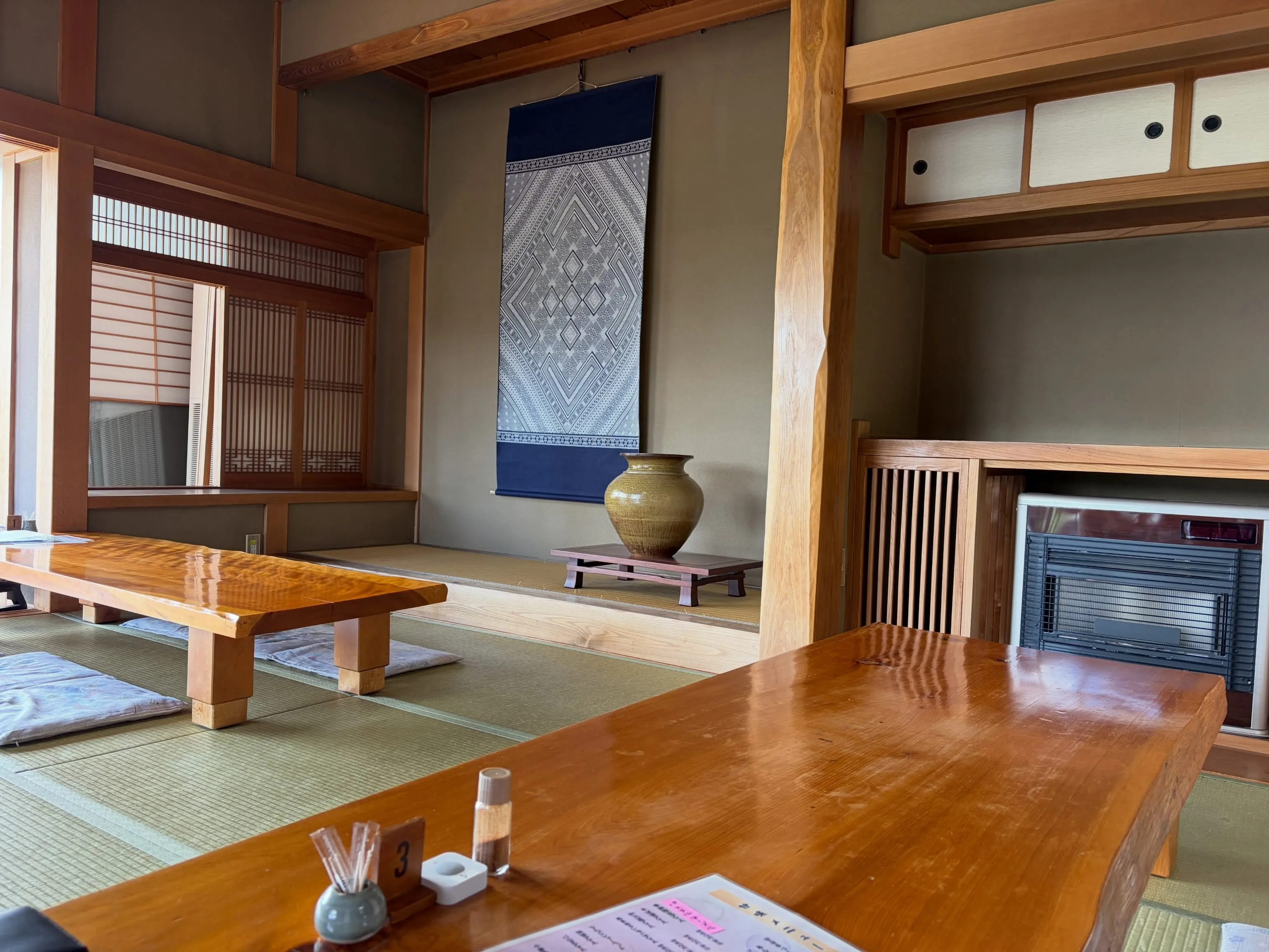⭐️青森に行ってるのに、あえて海の幸にいかないブレないグルメ...