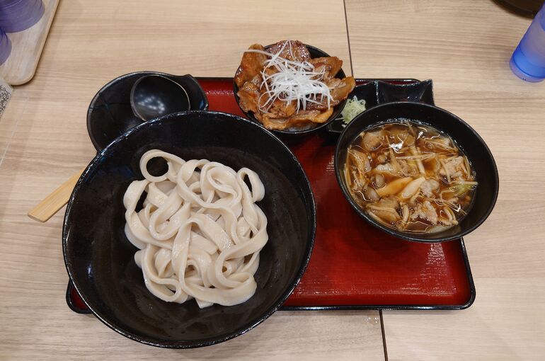 武蔵野うどん　とこ井