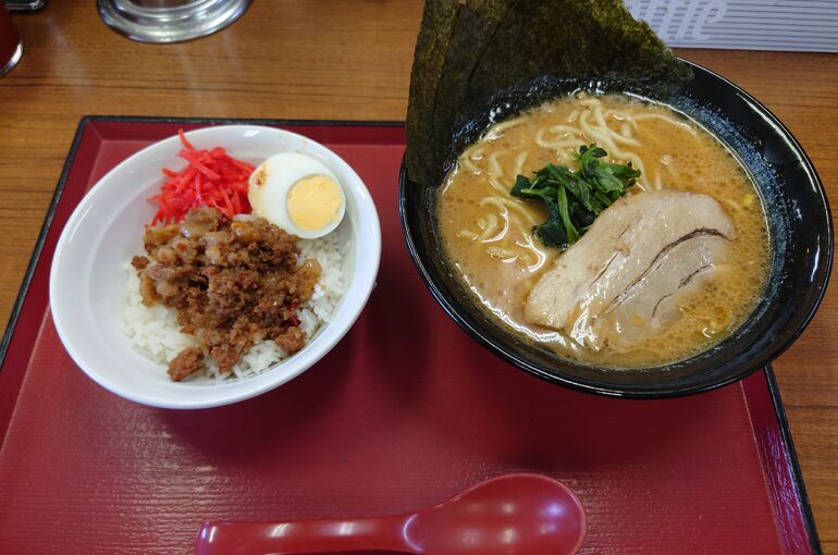 ライスとラーメン立川家