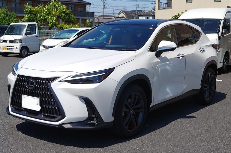 レクサスNX、本日これより納車